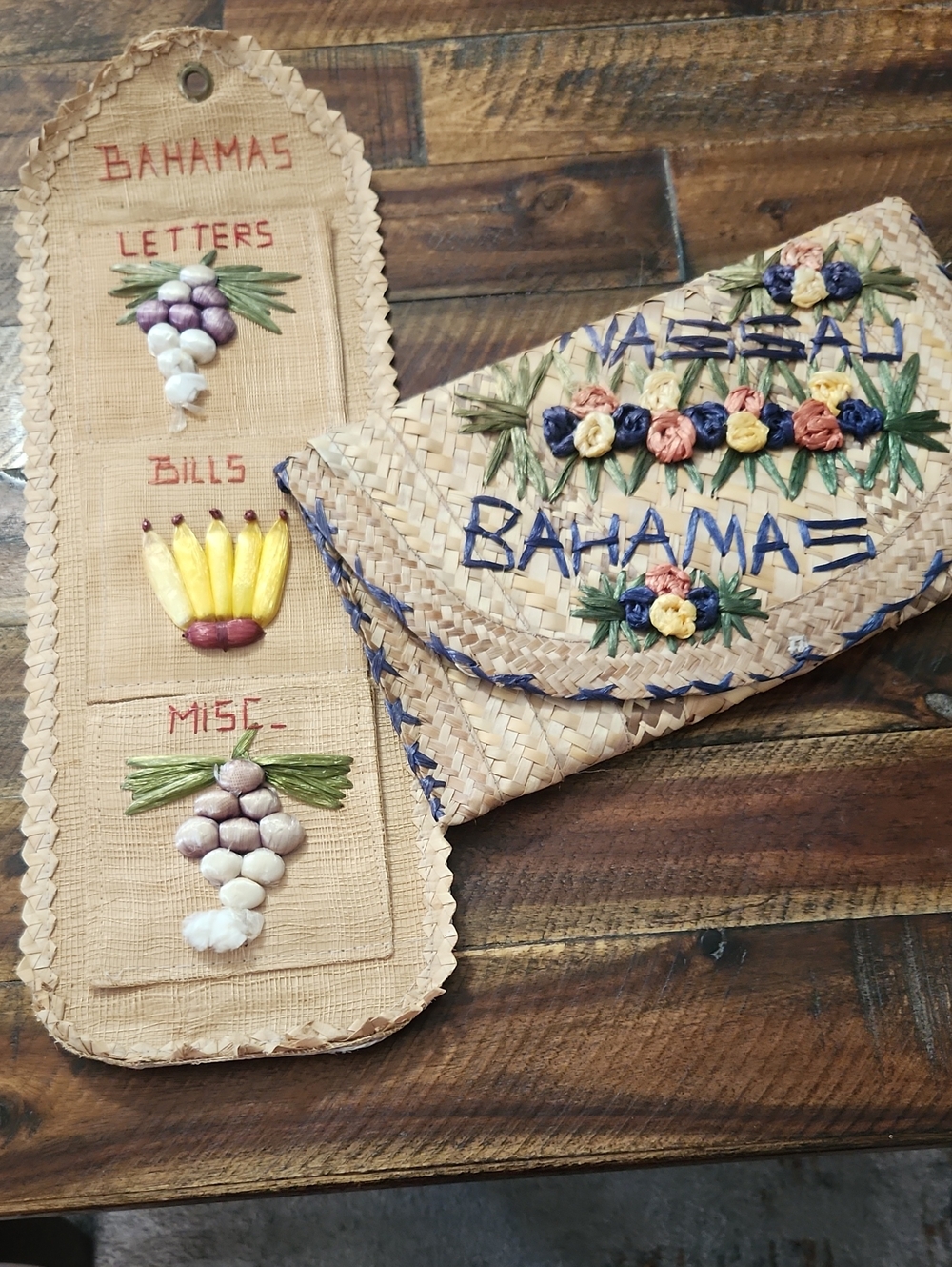 Vintage Bahamas Clutch and Mailholder.